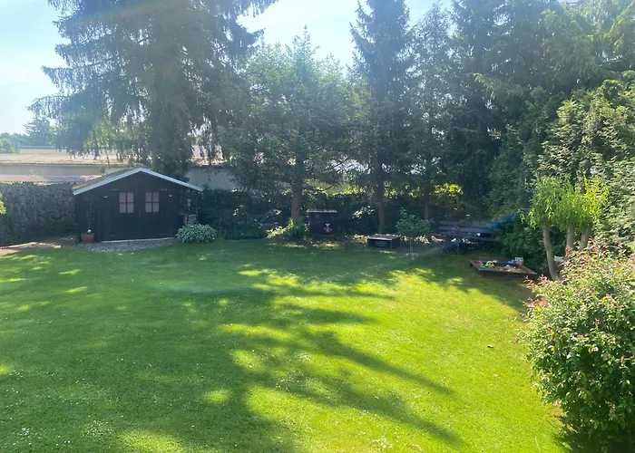 In Wald Und Seenaehe Сasa de vacaciones Templin